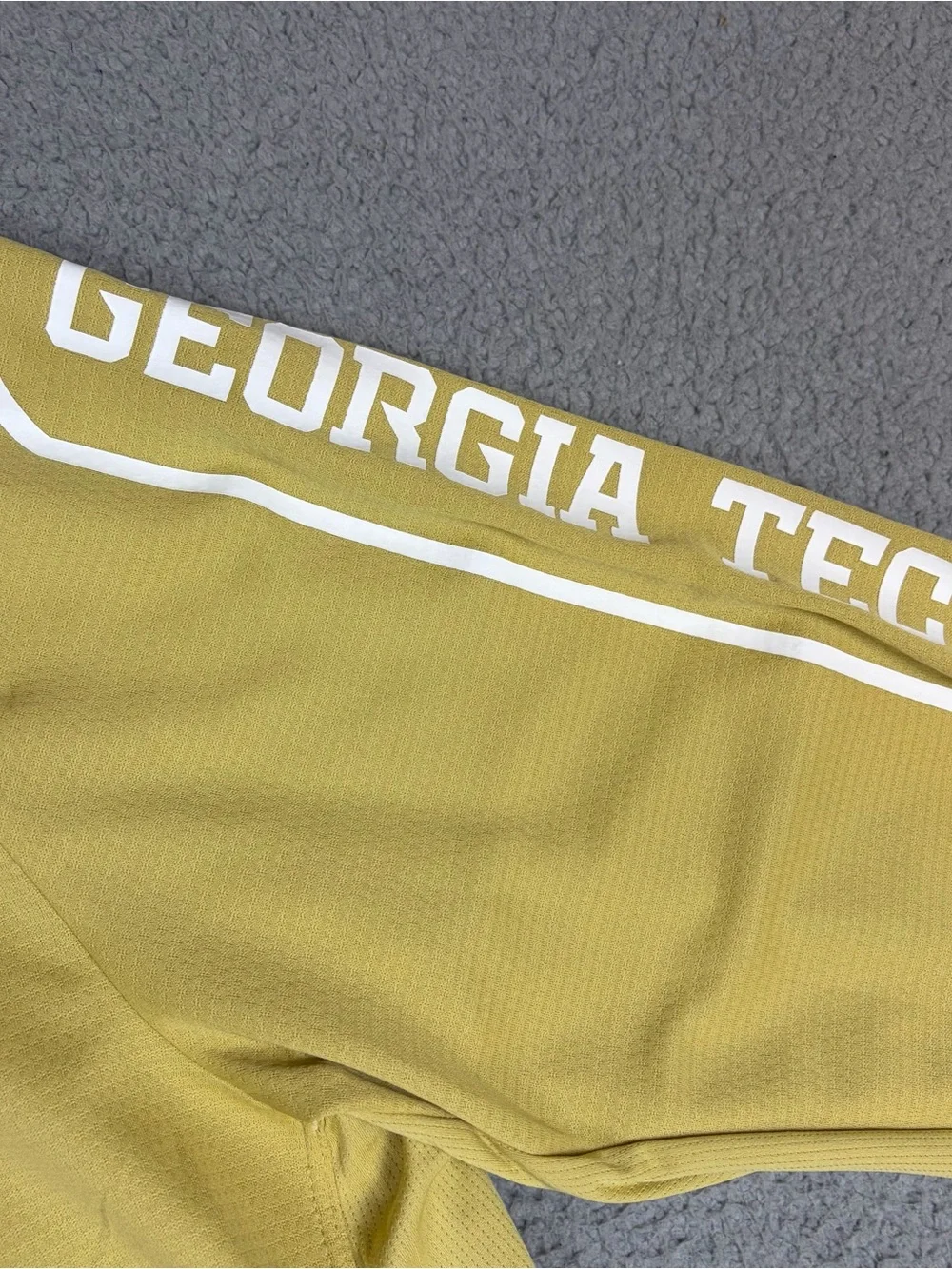 Georgia Tech Adidas Hoodie Mens XLT Gold Long Sleeve Shirt Team Player Issued